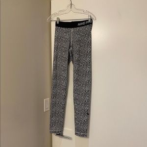 Nike pro leggings‎